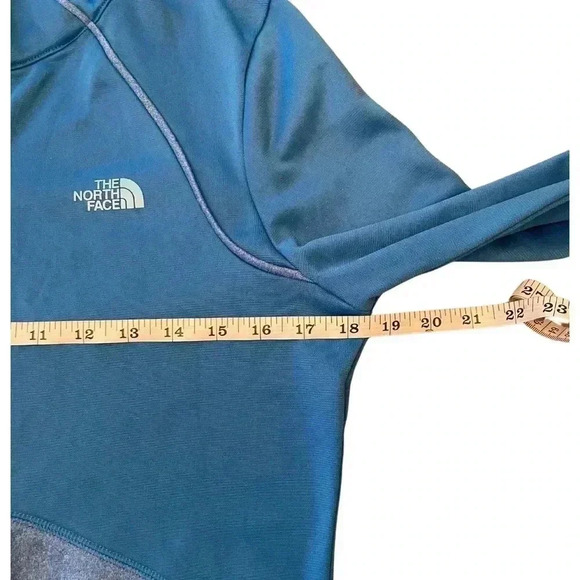 The North Face Women’s Lightweight Full Zip Jacket Size Medium - Picture 3 of 7